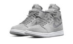 AirJordan1HighZoomCMFTMetallicSilver1_800x