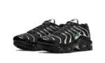 AirMaxPlusBlackSilverGreenStrike1_800x