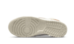 DunkHighWhiteOrange_800x
